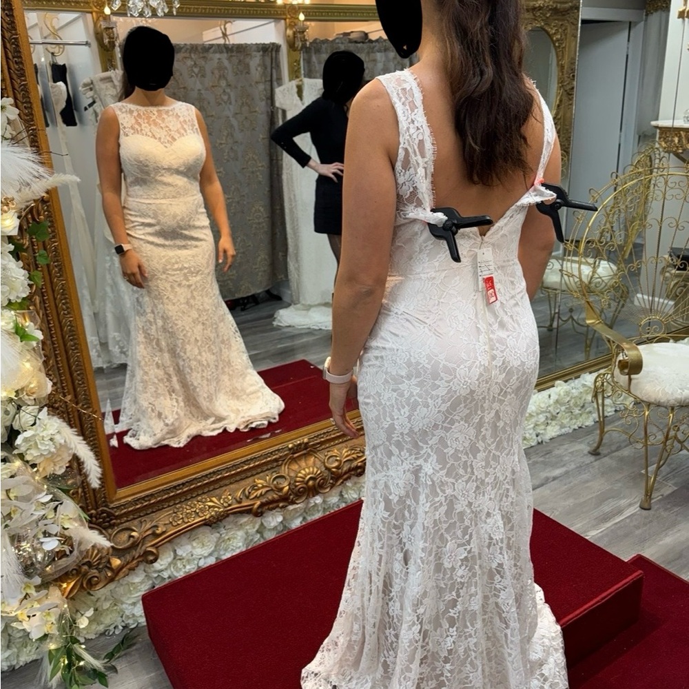 NWT unaltered - Paloma Blanca Bridal Gown - Picture 6 of 6